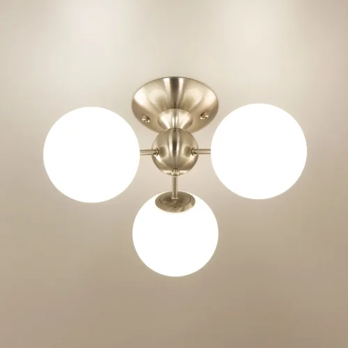 Люстра потолочная Томми CL102134 Citilux белая на 3 лампы, основание матовое хром в стиле современный шар фото 4