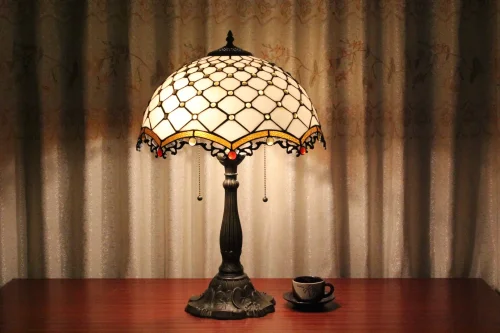 Настольная лампа Тиффани European OFT922 Tiffany Lighting разноцветная коричневая бежевая 2 лампы, основание коричневое металл в стиле тиффани орнамент фото 5