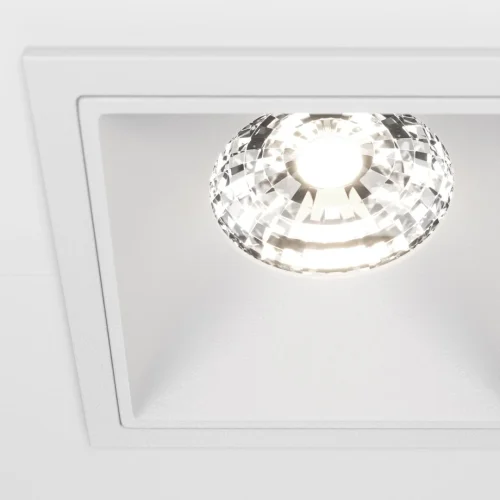 Светильник точечный Alfa LED DL043-01-15W4K-SQ-W Maytoni белый 1 лампа, основание белое в стиле современный хай-тек  фото 3