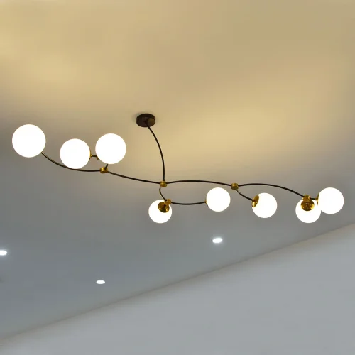 Люстра потолочная LSP-8914 Lussole белая на 8 ламп, основание чёрное в стиле современный шар фото 3