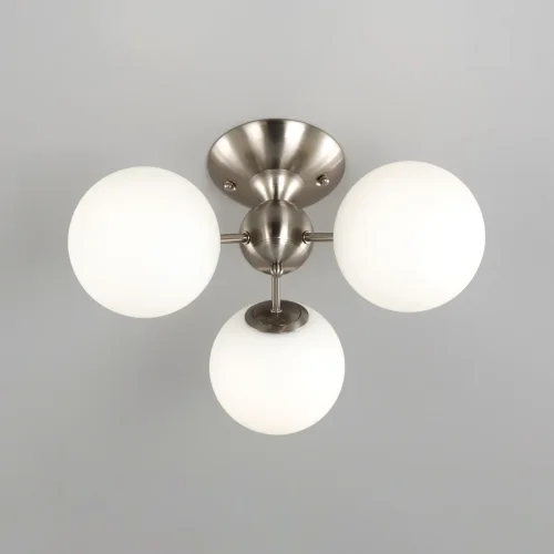 Люстра потолочная Томми CL102134 Citilux белая на 3 лампы, основание матовое хром в стиле современный шар фото 2