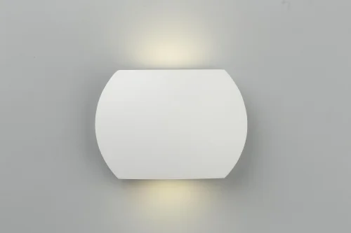 Бра LED Cassiano OML-21001-07 Omnilux белый на 1 лампа, основание белое в стиле хай-тек 