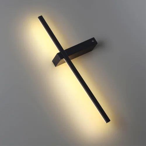 Бра с выключателем LED Blake 5695/6WL Lumion чёрный на 1 лампа, основание чёрное в стиле хай-тек с беспроводной зарядкой отражённый свет фото 3