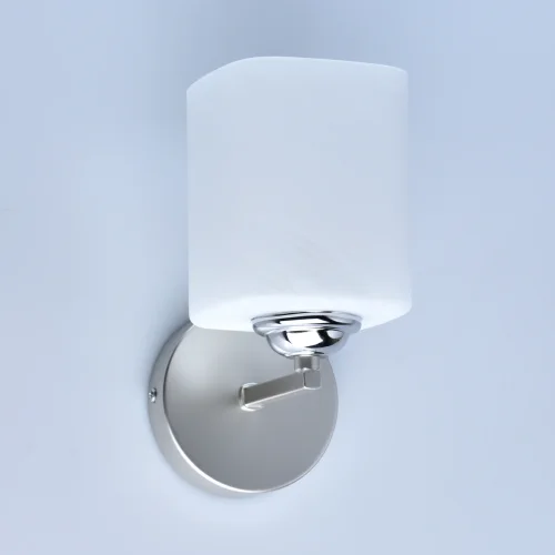 Бра Тетро 673023701 DeMarkt белый на 1 лампа, основание серебряное в стиле современный  фото 4