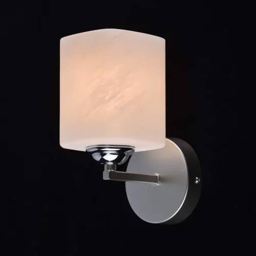 Бра Тетро 673023701 DeMarkt белый на 1 лампа, основание серебряное в стиле современный  фото 2