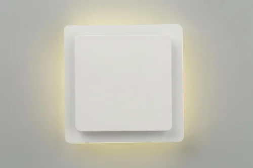 Бра LED Banbury OML-42611-10 Omnilux белый на 1 лампа, основание белое в стиле хай-тек квадраты фото 4