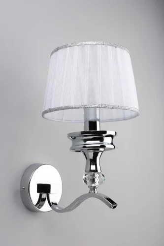 Бра Arosio OML-88401-01 Omnilux белый на 1 лампа, основание хром в стиле классический  фото 2